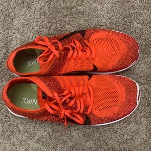 Nike Free Run 4.0 Red-Orange size 13